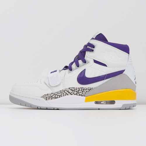

Nike Air Jordan Legacy 312 LEFT FOOT TOEBOX DEFECT Men US9.5 Casual AV3922-157, Белый, Air Jordan Legacy 312