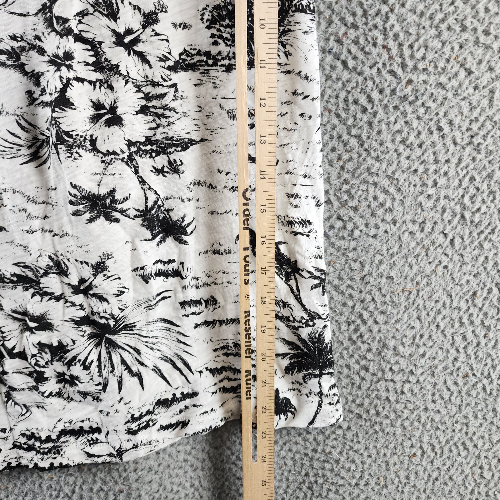 Goldie Palm Print Ringer Tee Women's XS White/Black Crew Neck Short Sleeve - Picture 7 of 13