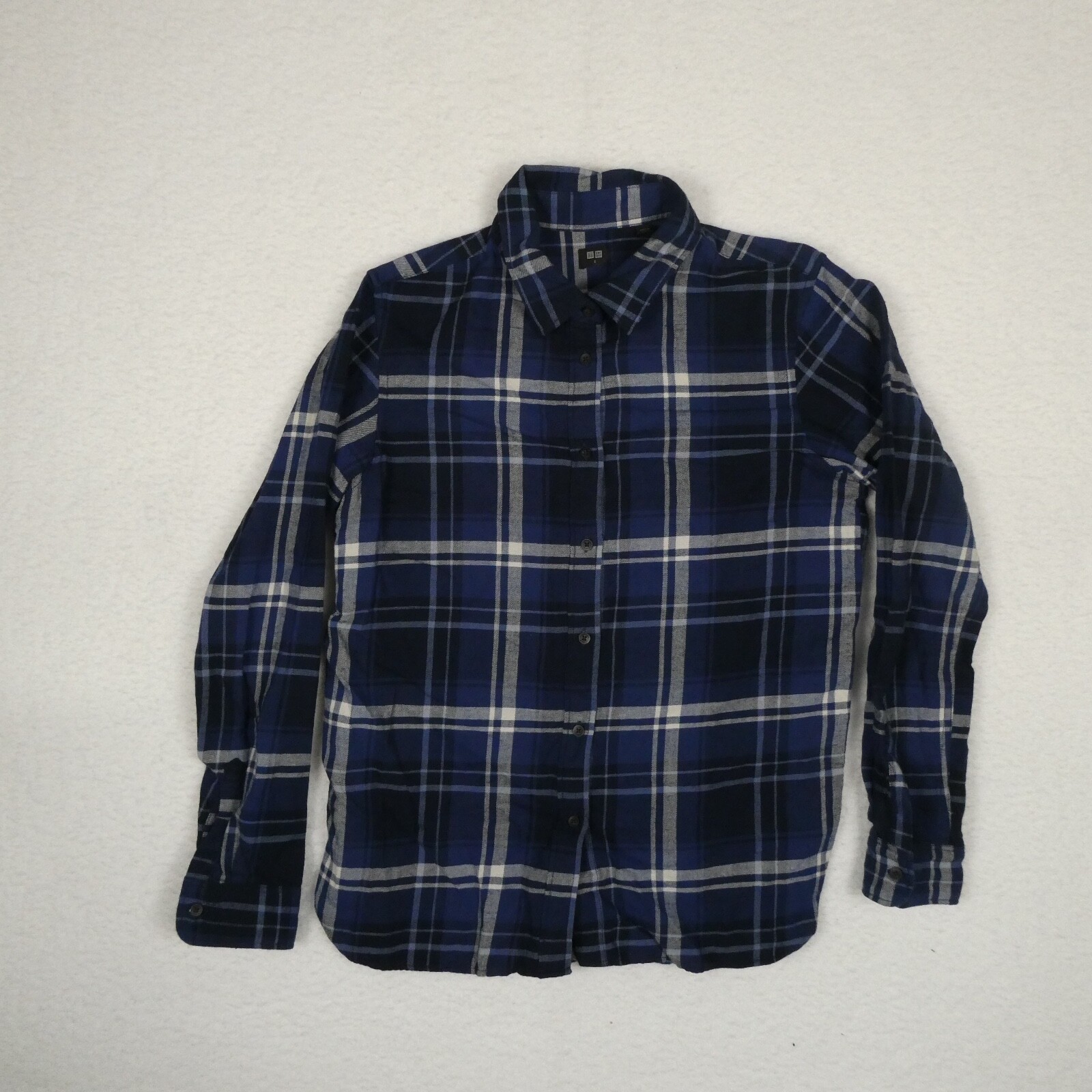 Uniqlo Causal Button Up Men Size Small Blue Flannel Long Sleeve Collared Shirt