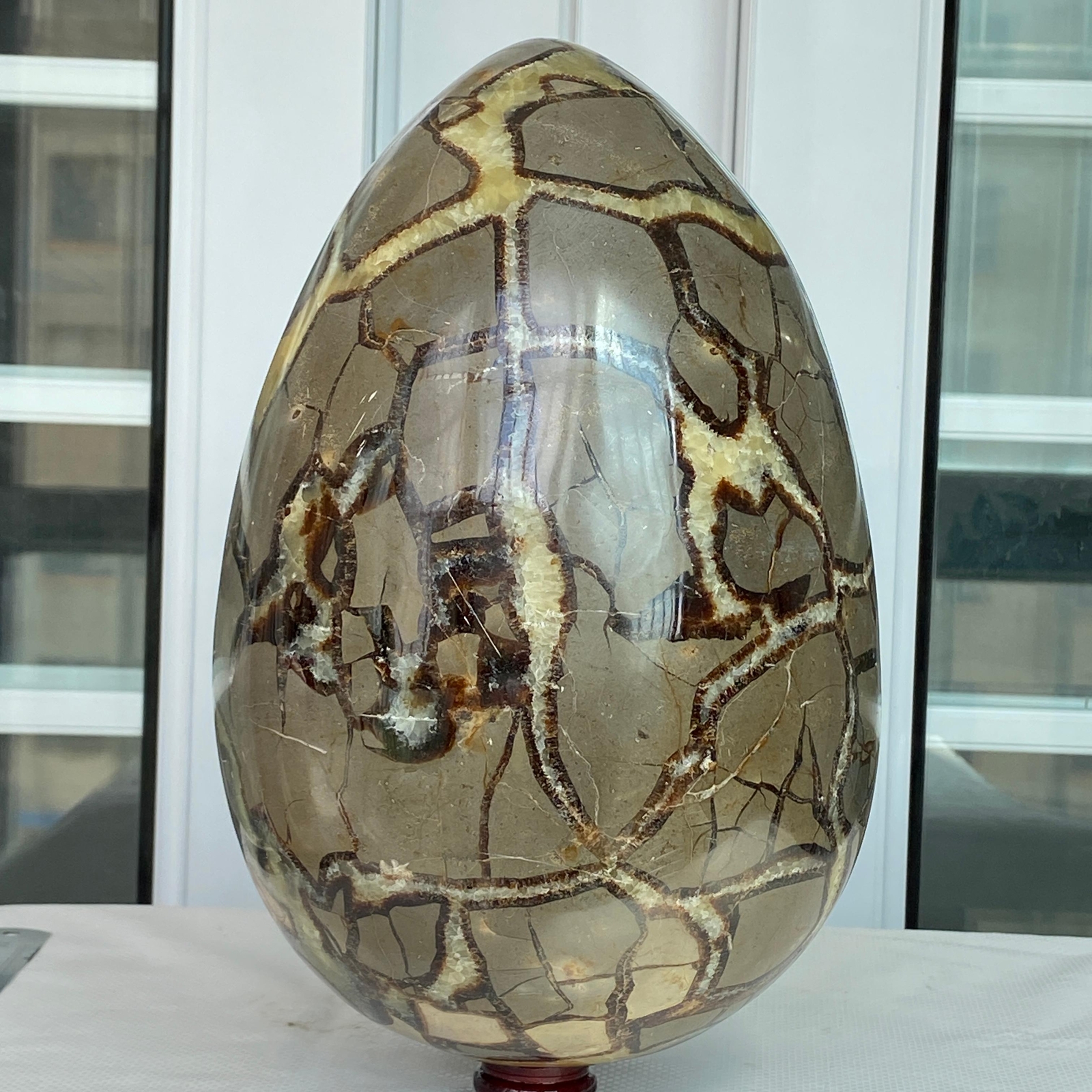 11700G Natural Turtle Back Stone Egg Shape Dragon Crystal Crack healing