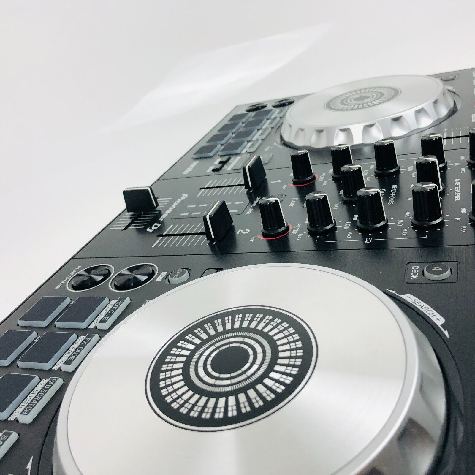 Pioneer DJ DDJ-SB3 Black 2-channel Digital DJ Controller Pioneer DJ DDJ-SB3 Black 2-channel Digital DJ Controller
