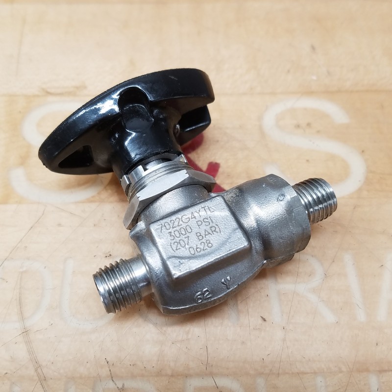 Hoke 7022G4YTL SS Ball Valve, 1/4" - USED