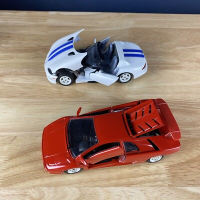Burago 1/24 Dodge VIPER RT/10 & 1990 Lamborghini Diablo
