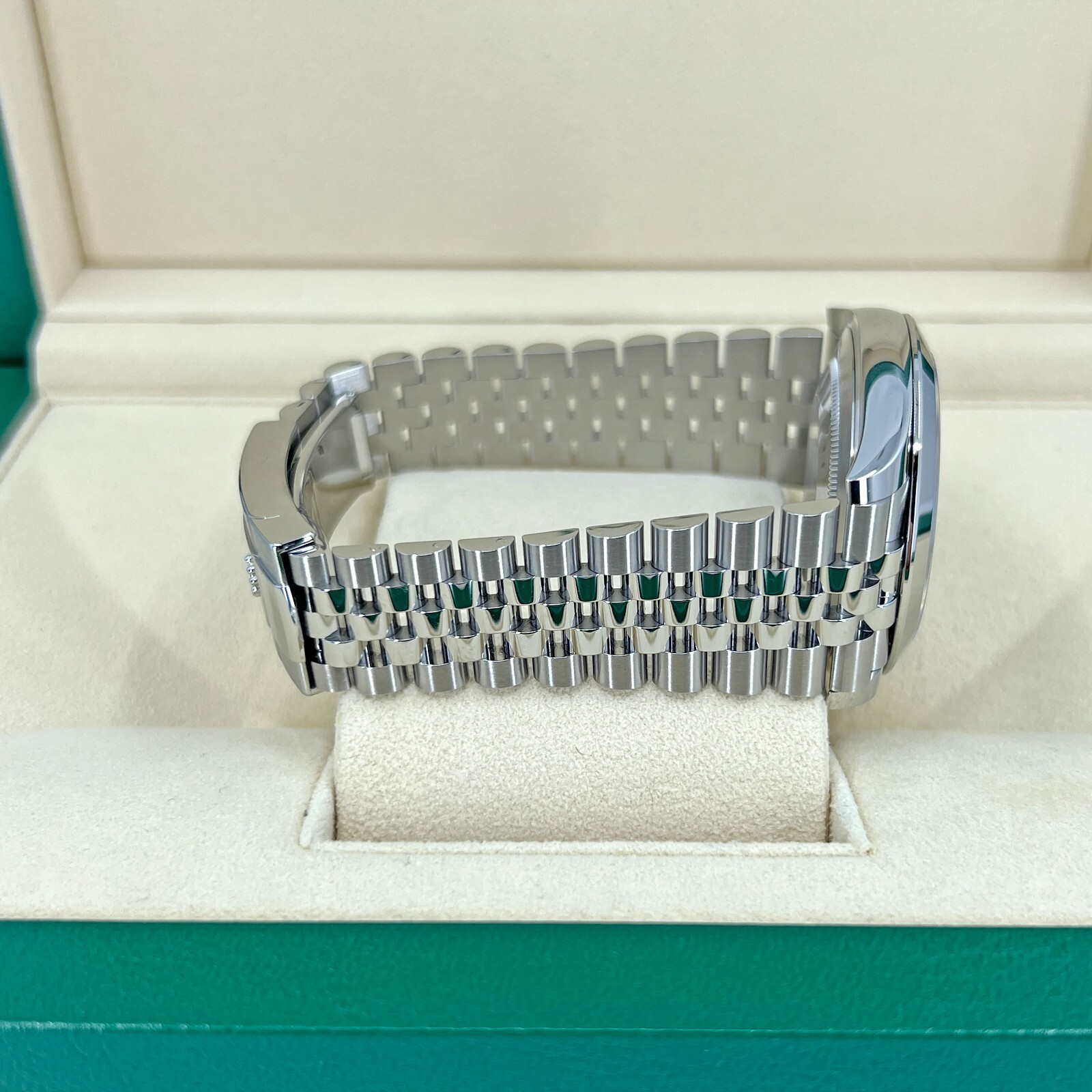 Pre-owned Rolex Datejust 41, Blue Stick, Jubilee, Ref 126300-0002, Unworn, Complete 2023+