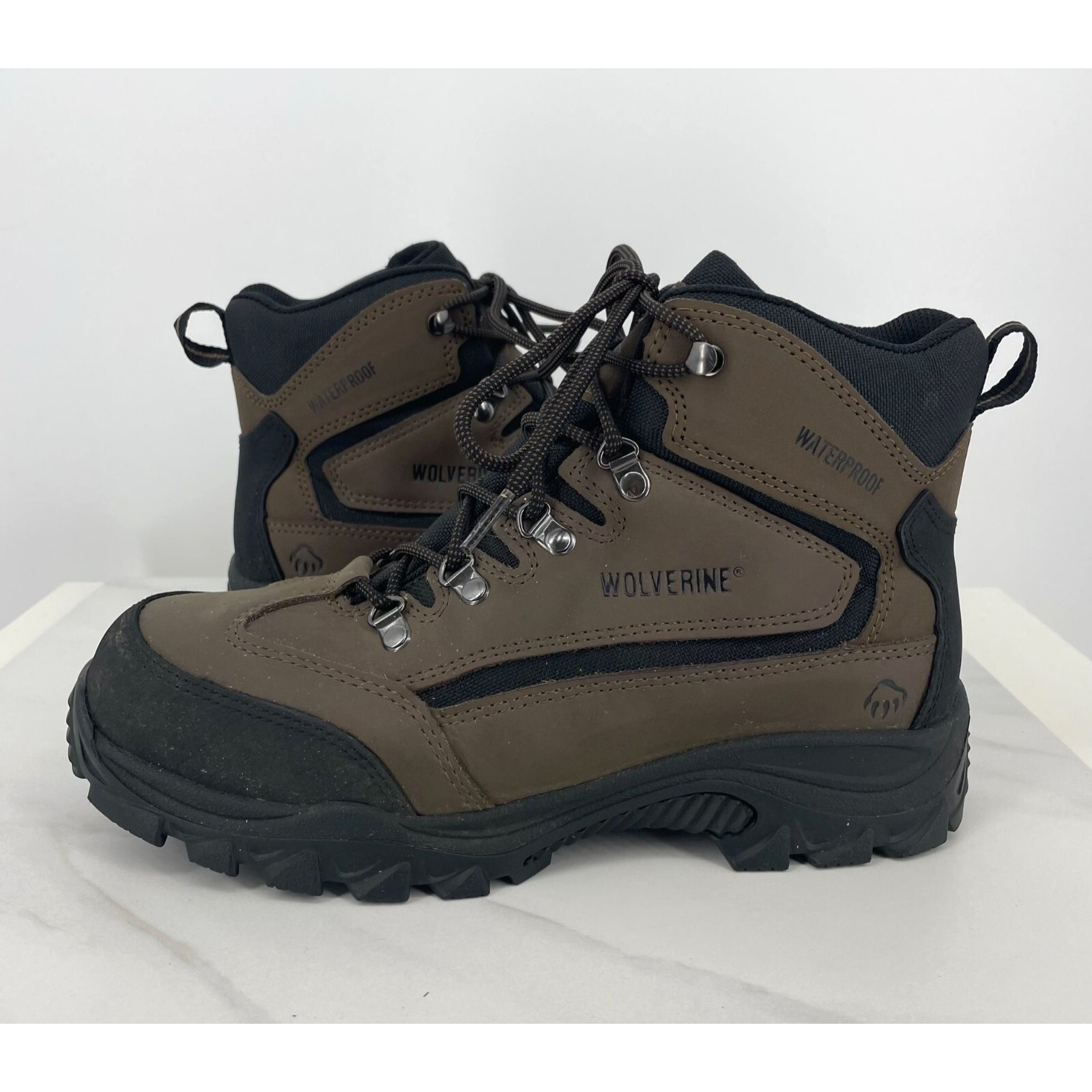 Mens Extra Wide Hiking Boots