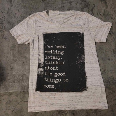 Canvas	White speckled T Peace Train Lyrics -Size: S