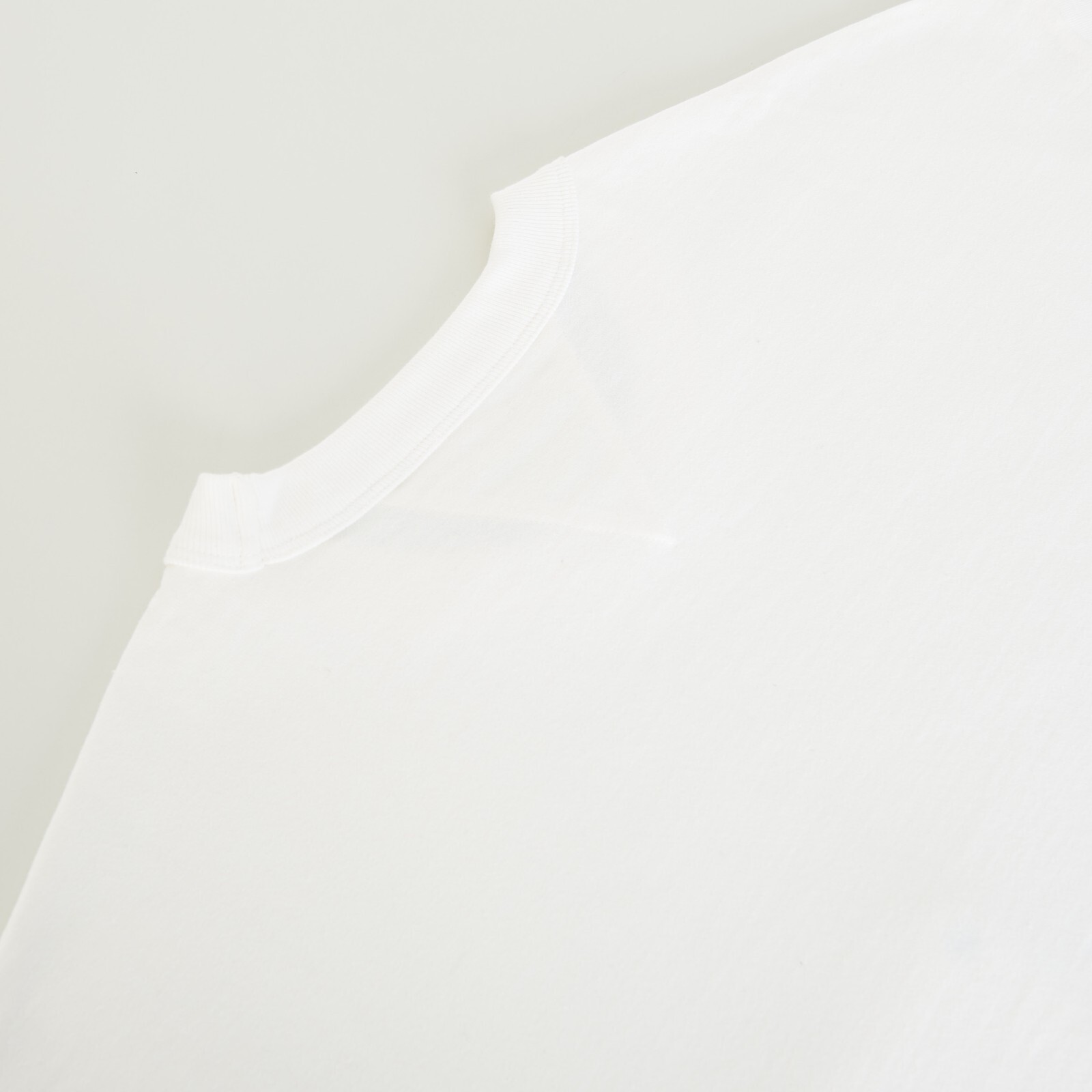 Pre-owned Bottega Veneta 550$ Chalk White T-shirt - Japanese Jersey, Pocket, Loose Fit