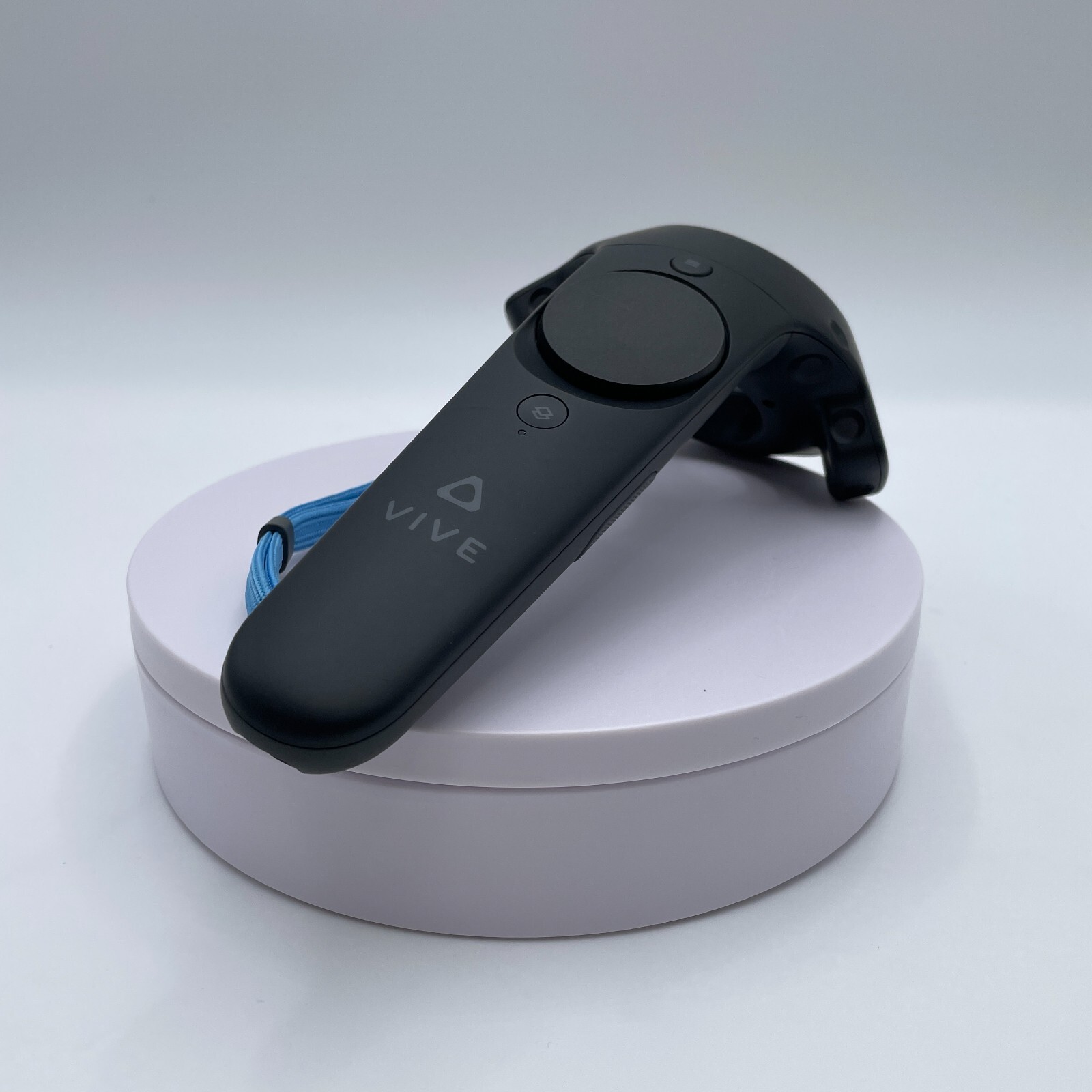 HTC VIVE VR HMD 中古 一部付属品欠品 HTC Vive VR Headset Kit System Virtual Reality Complete Set