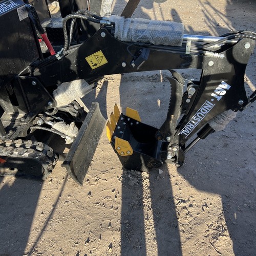 AGT Agrotk Industrial Mini Excavator 13 HP QS12R