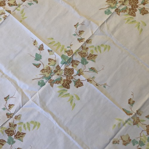 Vintage Wilendur Tablecloth English Ivy Garden 52