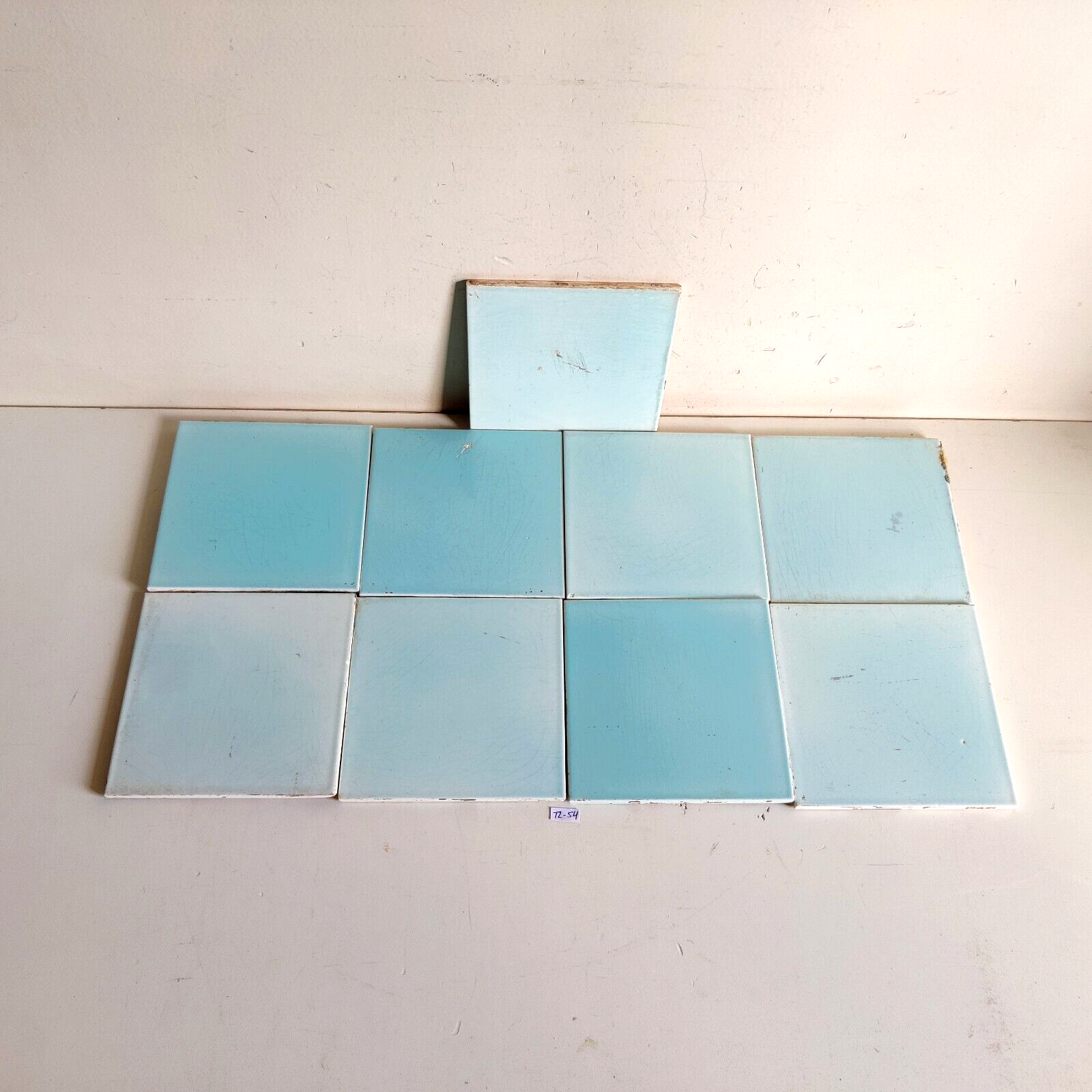 maru　タイル　昭和レトロ　No.21(ホワイト)　No.25(ブルー) maru様専用 タイル 昭和レトロ No.21(ホワイト) No.25(ブルー)