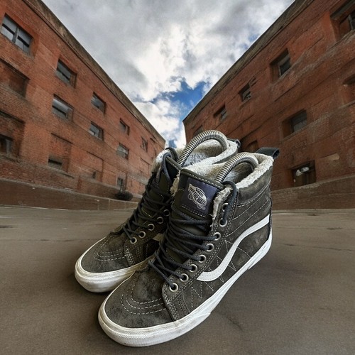 VANS \"OFF THE WALL\" ラグマット Limited Edt - Get a complimentary Vans 'Off The Wall' rug
