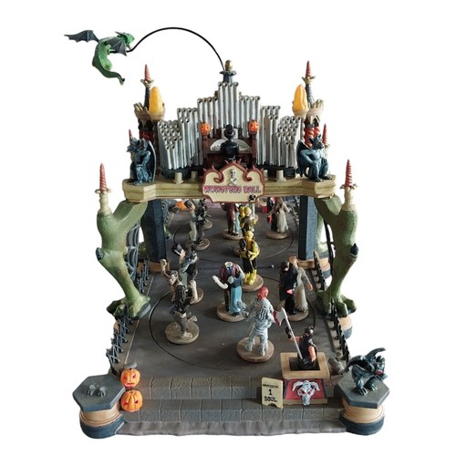 ディズニー Halloween 2005 フィギュアセット 2005 Lemax Spooky Town Halloween MONSTER BALL Animated Music