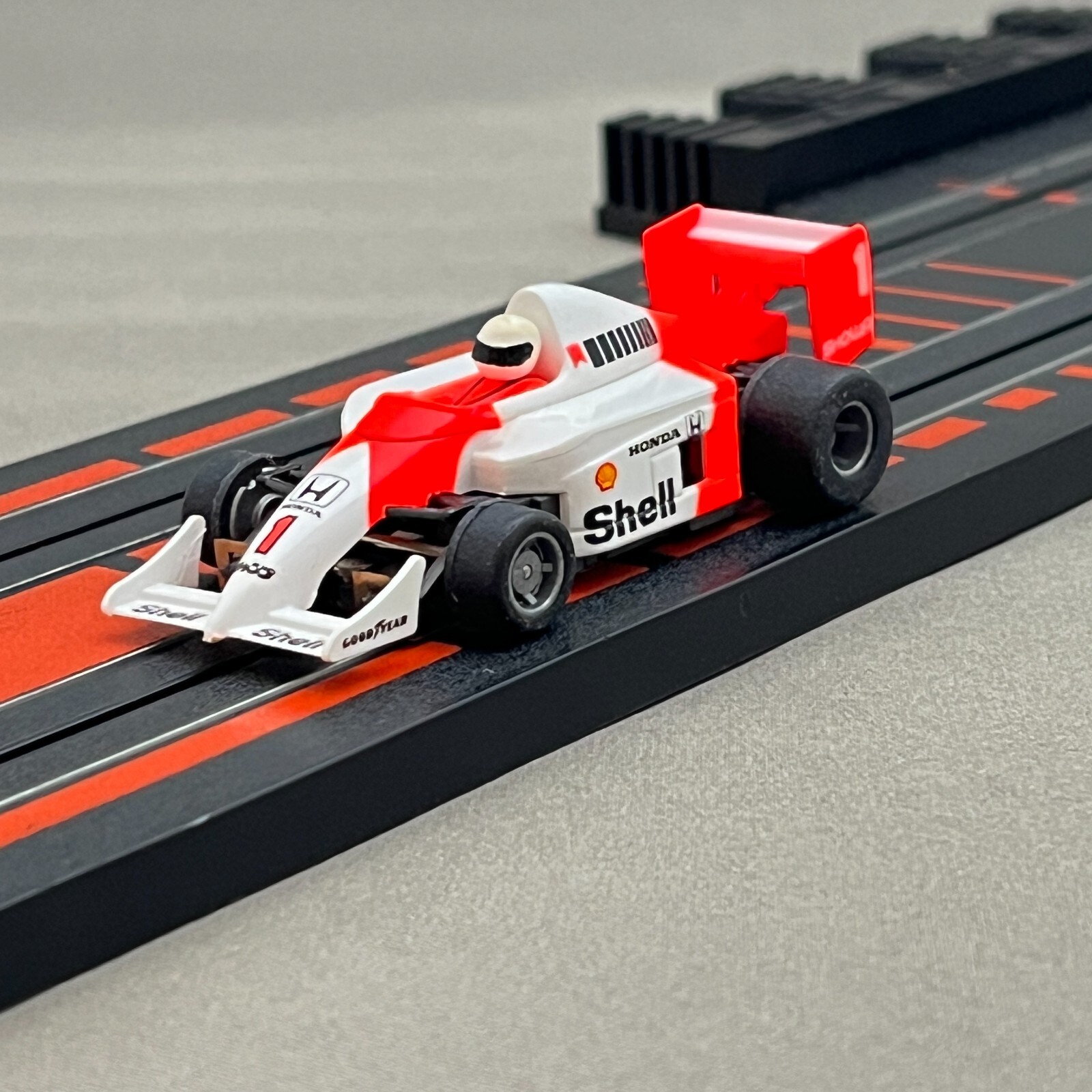 HOスロットカー　TYCO　マグナム440-X2　F-1インティターボドミノ HOスロットカー TYCO マグナム440-X2 F-1インティターボドミノ