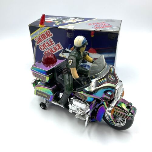 Vintage 80s Super Police Motorcycle Battery Operated 1/10 Vintage 80s Super Police Motorcycle Battery Operated 1/10