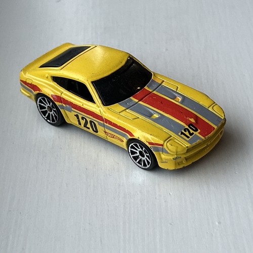 Hot Wheels Datsun 240Z Yellow 2006 First Editions 36/38 | eBay