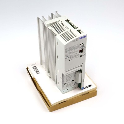 Lenze Frequenzumrichter 8200 vector 13142075 E82EV551K2C NOV