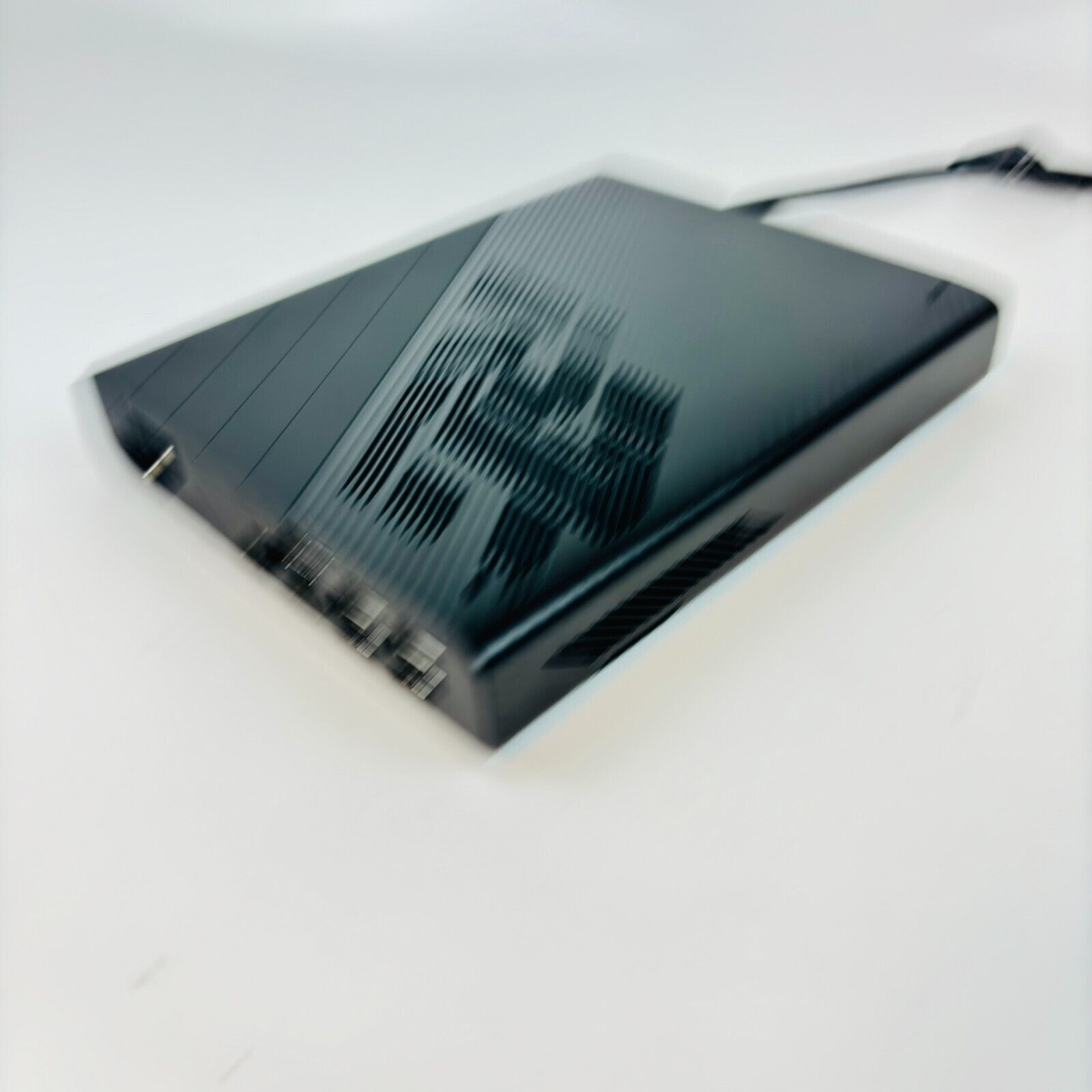 Asus ROG XG Mobile GC32L-021 External GPU | AMD Radeon RX Asus ROG XG Mobile GC32L-021 External GPU | AMD Radeon RX