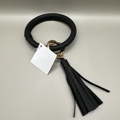 Black Round Key Chain - Flexible. Nice quality and great price. Has nice texture