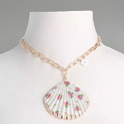 Betsey Johnson Necklace Sea Shell Flower Pendant Chain Clam Crystal Gold Tone