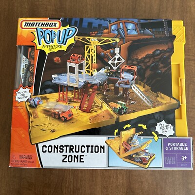 Matchbox Pop Up Adventure Set Construction Zone, 2005, New