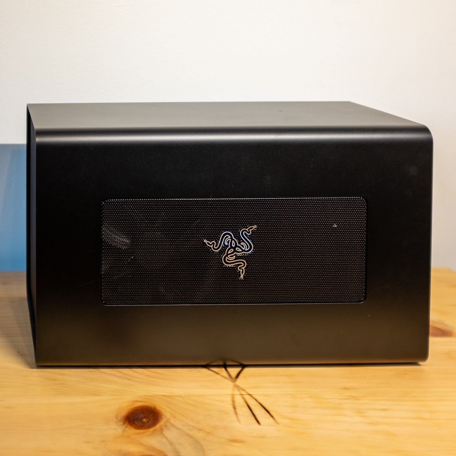 グラフィックボード・グラボ・ビデオカード Razer Core X Chroma Razer Core X - Thunderbolt™ 3 eGPU | Razer United States
