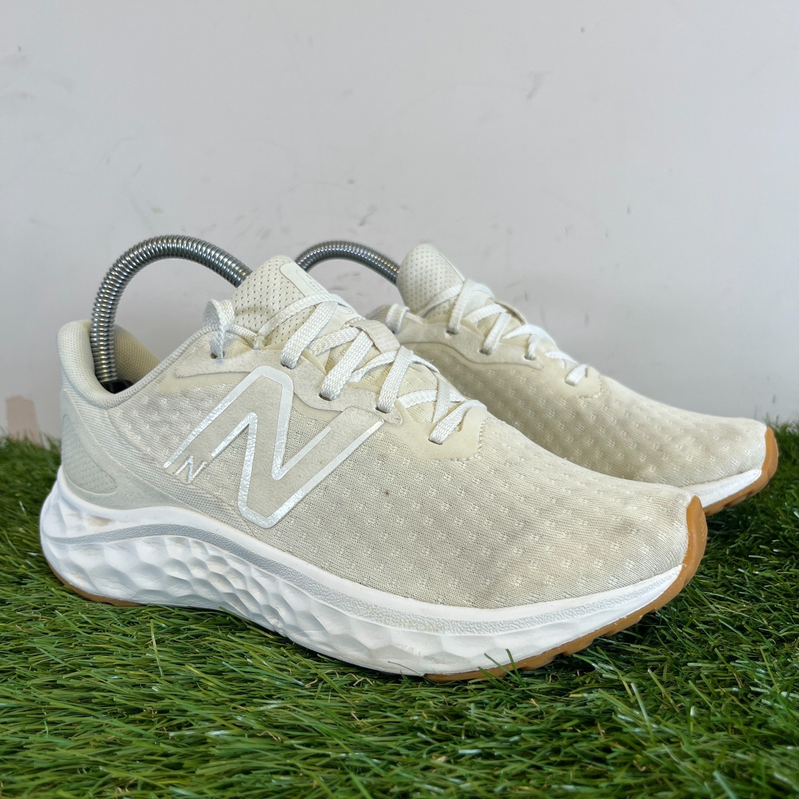 New Balance Trainers Size 5 Women's Ivory Fresh Foam Arishi v4 Running Shoes