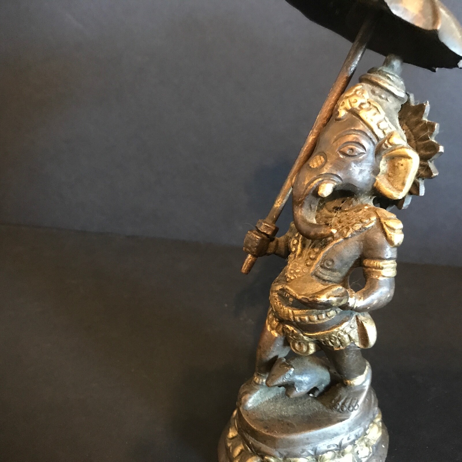 Bronze Ganesha with umbrella Heavy Vintage Piece 7