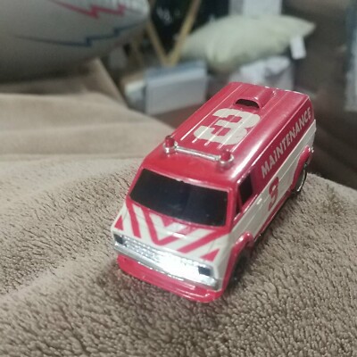 Tyco US-1 HO scale Maintenance Van Red/white #3-untested