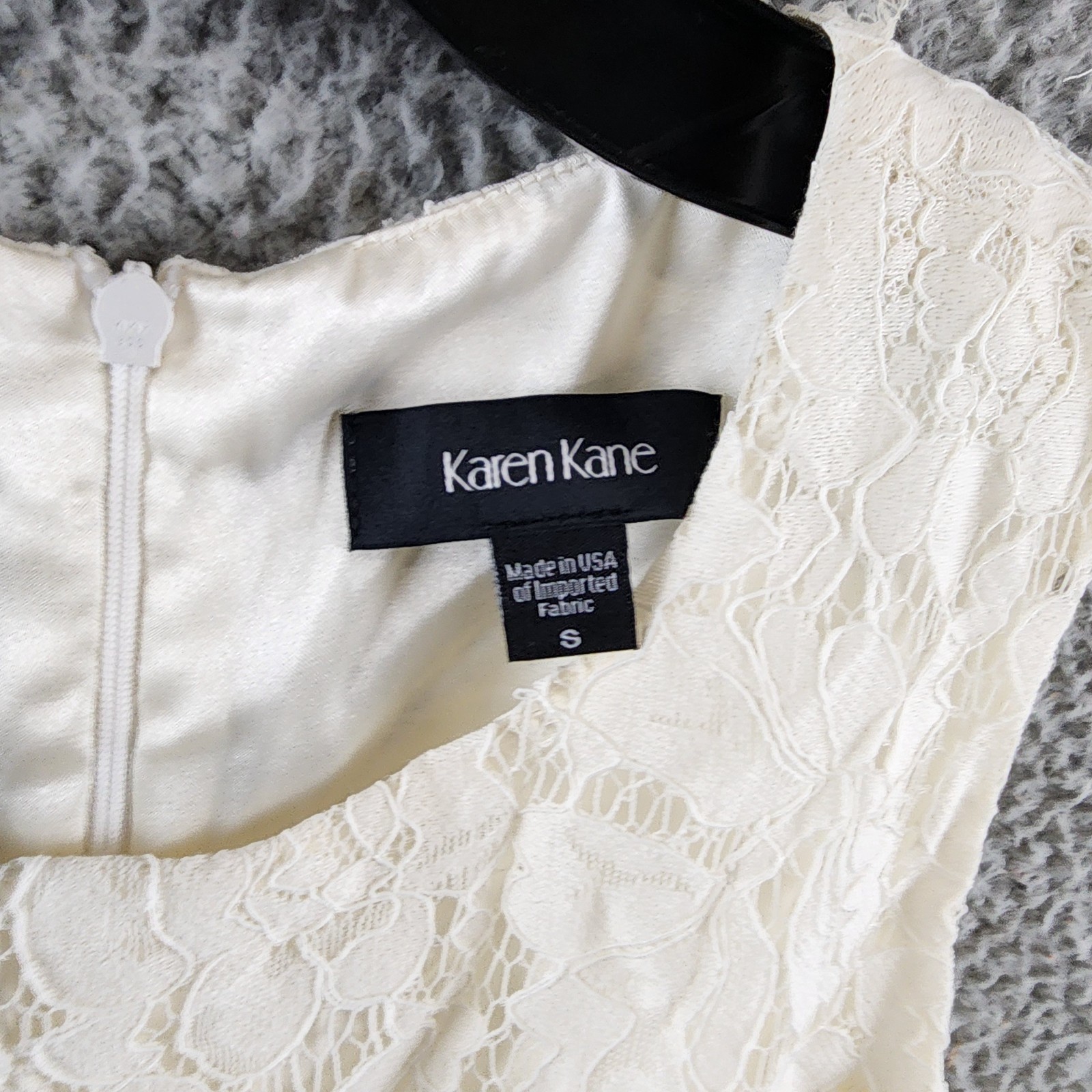 Karen Kane Sleeveless Lace Top Women's Small Cream Back Zip Closure - Picture 5 of 14