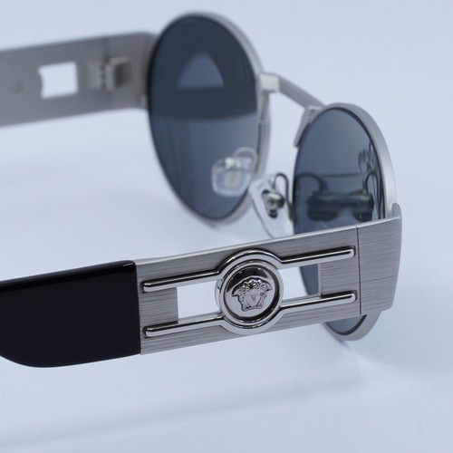 Pre-owned Versace Ve2264 151387 Silver/dark Gray 56-18-140 Sunglasses