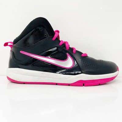 

Nike Girls Team Hustle D6 599187-004 Черные баскетбольные кроссовки, размер 5,5 лет, Черный, Nike Team Hustle D6 599187-004