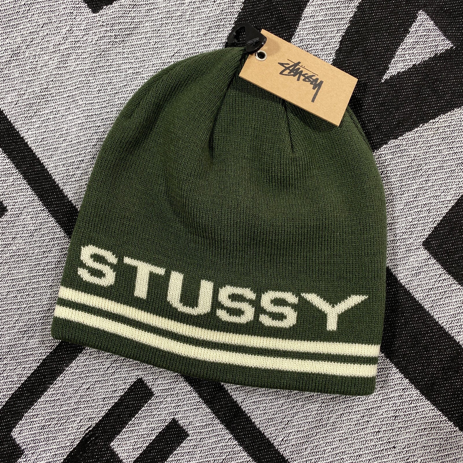 STÜSSY skull beanie green Stussy Basic Skullcap Beanie Lime Green – LESS 17