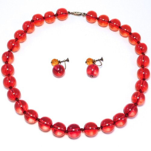 Vintage Red Cherry Amber Bakelite Faceted 48gr Knotted Beads
