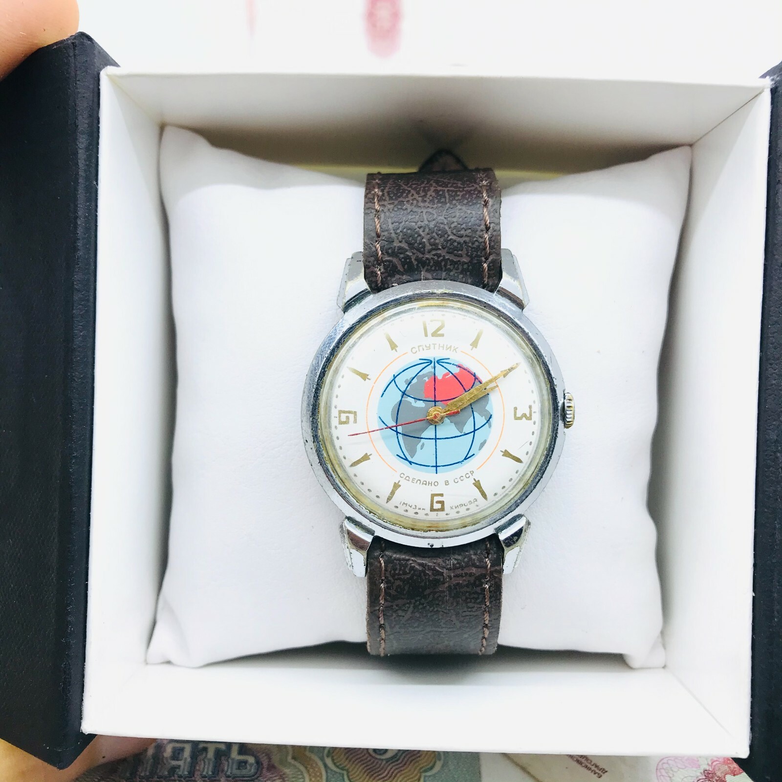 poljot sputnik watch