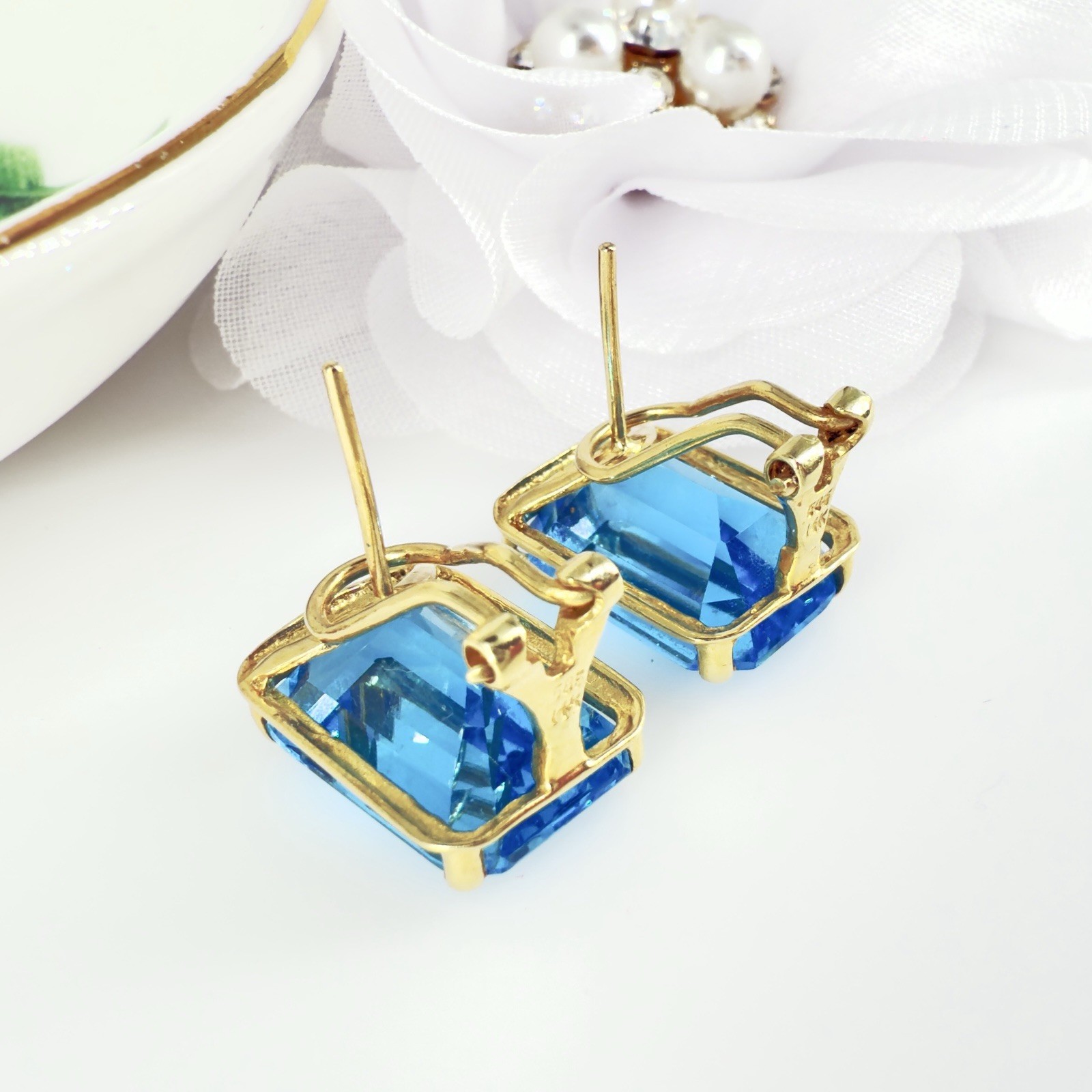 14k Yellow Gold Swiss Blue Topaz Omega Back Earrings, Preowned - Picture 6 of 12