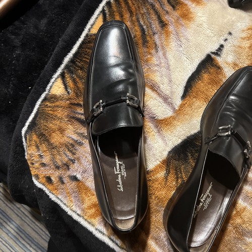 Salvatore Ferragamo Mens Black Leather Studio Dress Shoes Size 8 1/2 Salvatore Ferragamo Mens Black Leather Studio Dress Shoes Size 8 1/2