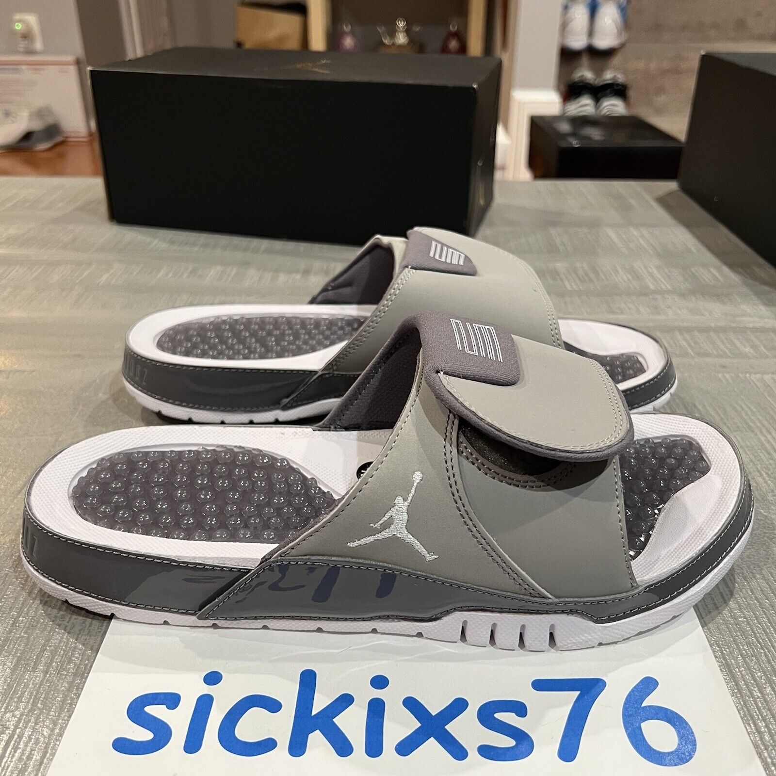 DS Men's NIKE AIR JORDAN HYDRO XI RETRO 'Cool Grey' Size 10 DS Men's NIKE AIR JORDAN HYDRO XI RETRO 'Cool Grey' Size 10