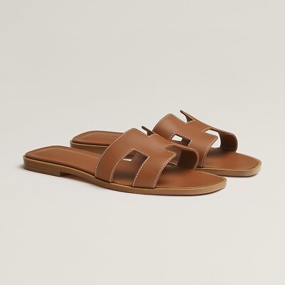 Hermes Oran Sandal Sz 40 in Gold/Brown - GUC