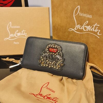 【関税負担】 CHRISTIAN LOUBOUTIN ZIP AROUND WALLET Panettone - Wallet - Grained calf leather and spikes