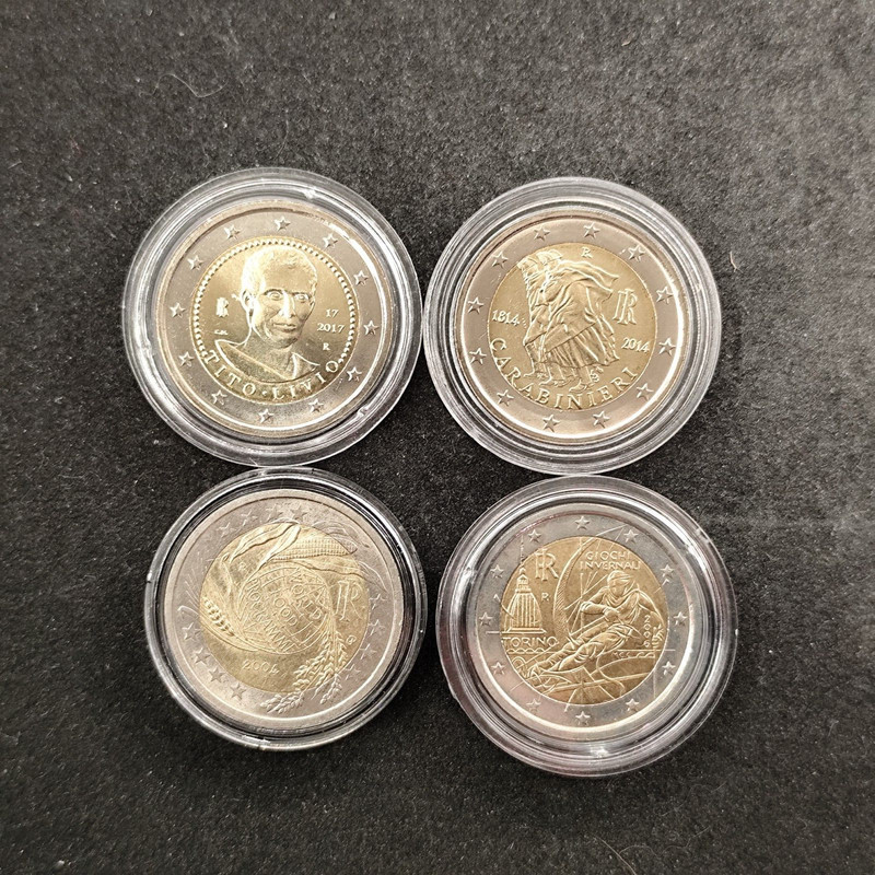 Lot 4 Pieces 2 Euros Commemoratives Italie Ref17431j