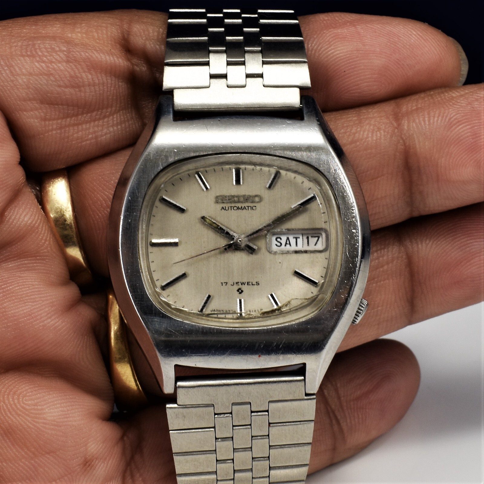 Vintage 1978 SEIKO 5 Date Day TV Dial Men Watch 17 J New Vintage 1978 SEIKO 5 Date Day TV Dial Men Watch 17 J New