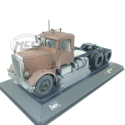 Diecast & Toy Vehicles Peterbilt 359 camión 1973 Rojo Blanco 1:43 IXO