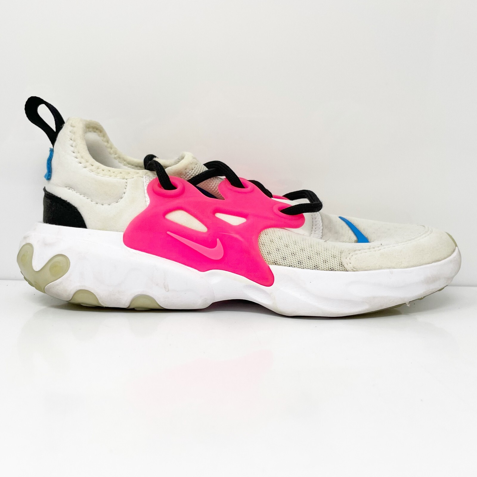 Белые кроссовки для бега Nike Girls React Presto BQ4003-101, размер 2Y