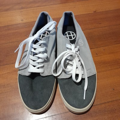 HUF Men's Sneakers Size 9