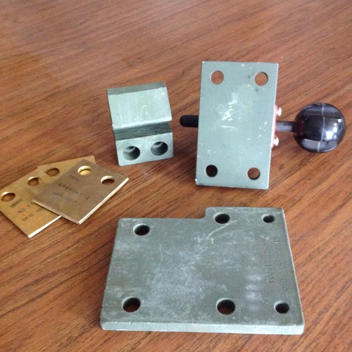 Military Door / Compartment (Hatch Latch), spring return with Striker and Shims