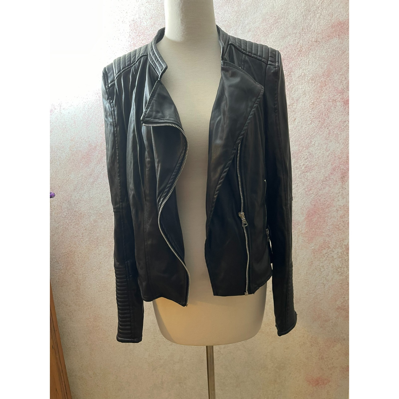 zara black short jacket