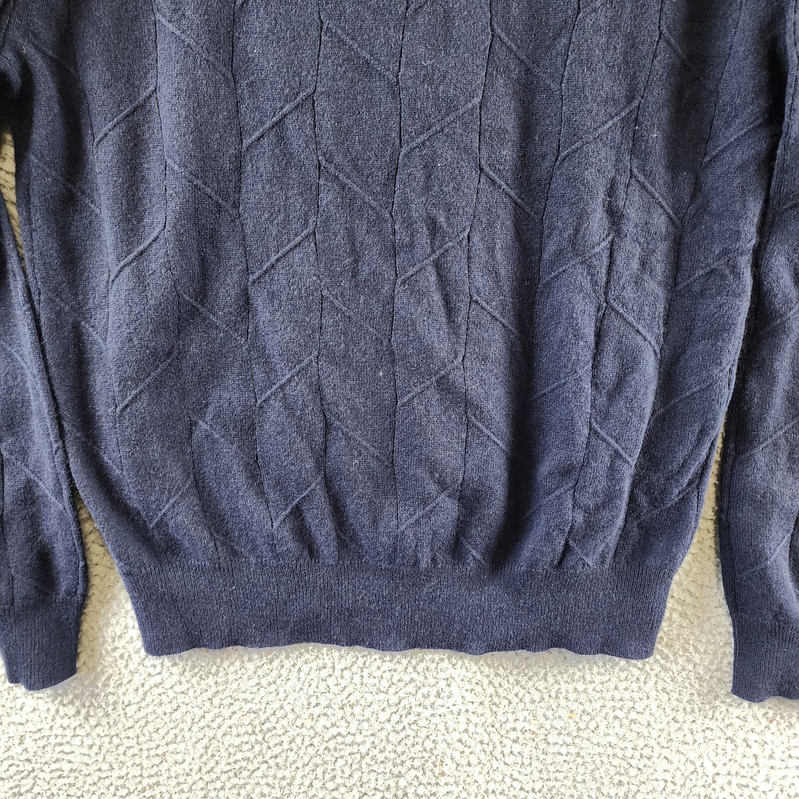 The Men's Store at Bloomingdale's Cashmere Novelty Stitch Sweater Men's L Navy - Picture 11 of 13