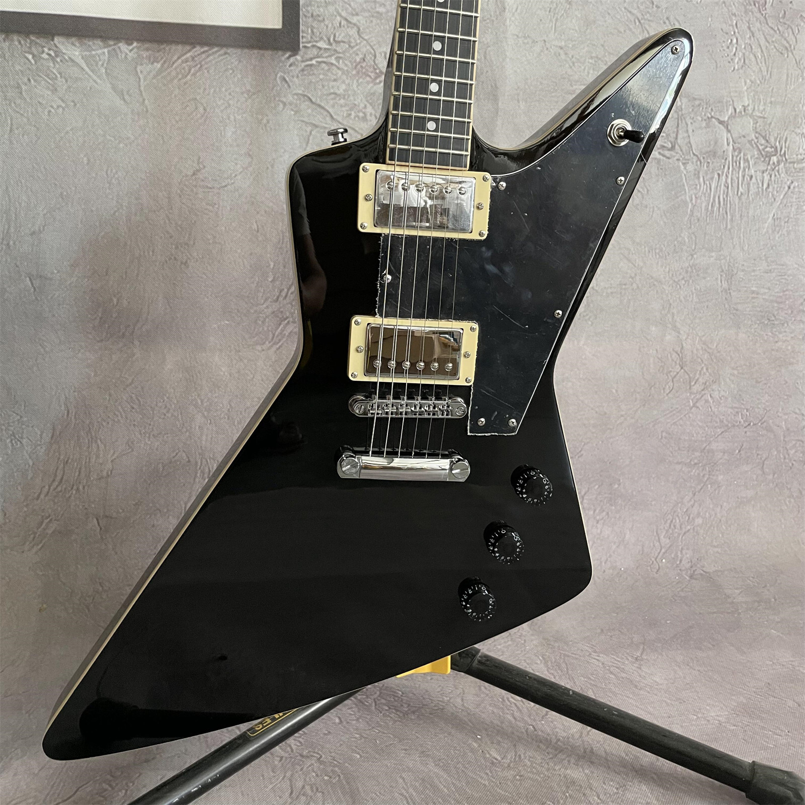 HURRICANE EVA エクスプローラーエレキギター Hurricane by Morris EVA (EH-2) [SOLD] #hurricane