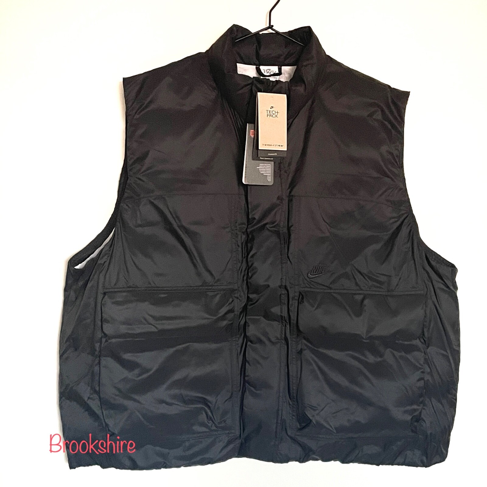 美品 NIKE THERMA FIT TECH PACK VEST ベスト Nike TECH Pack Therma-FIT Men'S Insulated Vest, White/Gray